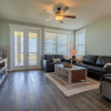 Отель Stunning Bay Views 3-bedroom 3-bath Heated Infinity Pool Private Beach, Galveston, фото 24