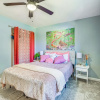 Отель Spring Hill Home - 3 Mi to Weeki Wachee Springs!, фото 4