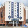 Отель Travelodge London Uxbridge, фото 1