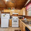 Отель A Lover's Paradise 1 Bedroom Cabin by RedAwning, фото 4