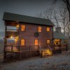 Отель Green Pine Cabin by Escape to Blue Ridge, фото 7