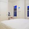 Отель 2 Bedroom Victorian Flat in Zone 1 Sleeps 4, фото 6
