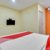 Отель OYO Flagship 46682 New Andra House, фото 13