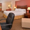 Отель Holiday Inn Express Hotel & Suites Lincoln, an IHG Hotel, фото 20