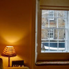 Отель Homely, Comfortable 2 Bed in Historic Rose Street, фото 6