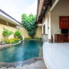 Отель PB - 10BR · 10-BR Private Pool Villa Walk to Seminyak Beach, фото 1
