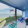 Отель New Listing! Waterfront Copano Bay W/ Pool 2 Bedroom Condo, фото 15