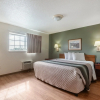 Отель HomeTowne Studios & Suites by Red Roof Charlotte - Concord, фото 23