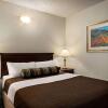 Отель Travelodge by Wyndham Abbotsford Bakerview, фото 29