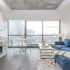 Отель Luxury 1BR in the Heart of King West, фото 5
