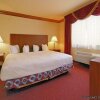 Отель Crystal Inn Hotel & Suites, фото 2