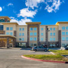 Отель La Quinta Inn & Suites by Wyndham Pecos, фото 1
