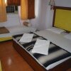 Отель Charans Guest House в Лакхнау