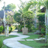Отель Taman Dewi Sri Villa et Bungalow, фото 1