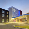 Отель Fairfield Inn & Suites by Marriott Bakersfield North/Airport, фото 1