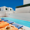 Отель Villa Isla De Lobos: Heated Private Pool, Walk to Beach, A/C, WiFi, Car Not Required                , фото 13