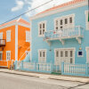 Отель Poppy Hostel Curacao в Виллемстаде