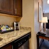 Отель Homewood Suites by Hilton Southington, CT, фото 36