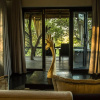 Отель Ezulwini Game Lodges, фото 6