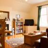 Отель 2 Bedroom Flat With Parking In Edinburgh, фото 1