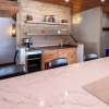 Отель Snow Creek Cabins by Fernie Lodging Co., фото 25