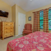 Отель Great Expectations, 3 Bedrooms, Fireplace, Pool Table, Hot Tub, Sleeps 10, фото 2