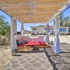 Отель Chic Morongo Valley Home: Mtn Views & Pergola, фото 13