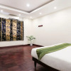 Отель Treebo Trip CMKs Habitat Center, фото 10