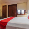 Отель RedDoorz Plus @ CBD Bintaro, фото 3