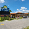 Отель Quality Inn & Suites Orlando East - UCF Area, фото 1