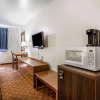 Отель Rodeway Inn & Suites Madison East, фото 19