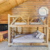 Отель Cozy Alto Cabin on 2 Acres: Near Fishing & Skiing!, фото 17