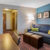 Отель Comfort Suites Fairview Heights, фото 5