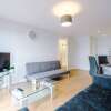 Отель ✰Spacious & Modern 2 Bed Apt, 5 Mins from Leeds!, фото 8