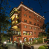 Отель Traditional Comfort Boutique Hotel, фото 1