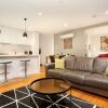 Отель Essendon Sub-Penthouse on Napier, фото 6