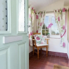 Отель Windy Ridge Cottage - 5 Bedroom Holiday Home - Oxwich, фото 31