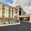 Отель Fairfield Inn & Suites by Marriott Anniston Oxford в Оксфорде