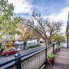 Отель Archer St Heart of North Adelaide Balcony 65TV в Аделаиде