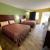 Отель Hallmarc Inn, фото 6