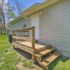 Отель Charming One-level Home w/ Deck, Walk to Dtwn, фото 16