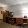 Отель Comfort Inn & Suites Madison - Airport, фото 3
