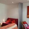 Отель Chambre Avec Jardin Pierre Curie в Порт-де-Пари