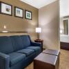 Отель Comfort Inn & Suites Near Lake Lewisville, фото 33