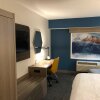 Отель Holiday Inn Express Hotel & Suites Donegal, an IHG Hotel, фото 41