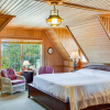 Отель The Castle B&B on Silver Lake Harbor, фото 5