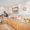 Отель Econo Lodge Inn & Suites, фото 15