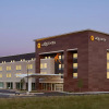 Отель La Quinta Inn & Suites by Wyndham Braselton, фото 41