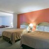 Отель Hilcrest Inn & Suites, фото 3