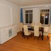Отель Zentrale 3 Zimmer Altbauwohnung mit Balkon, фото 5